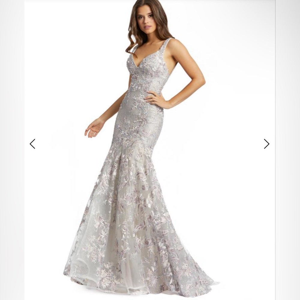 MAC DUGGAL EVENING 20146. Size 16